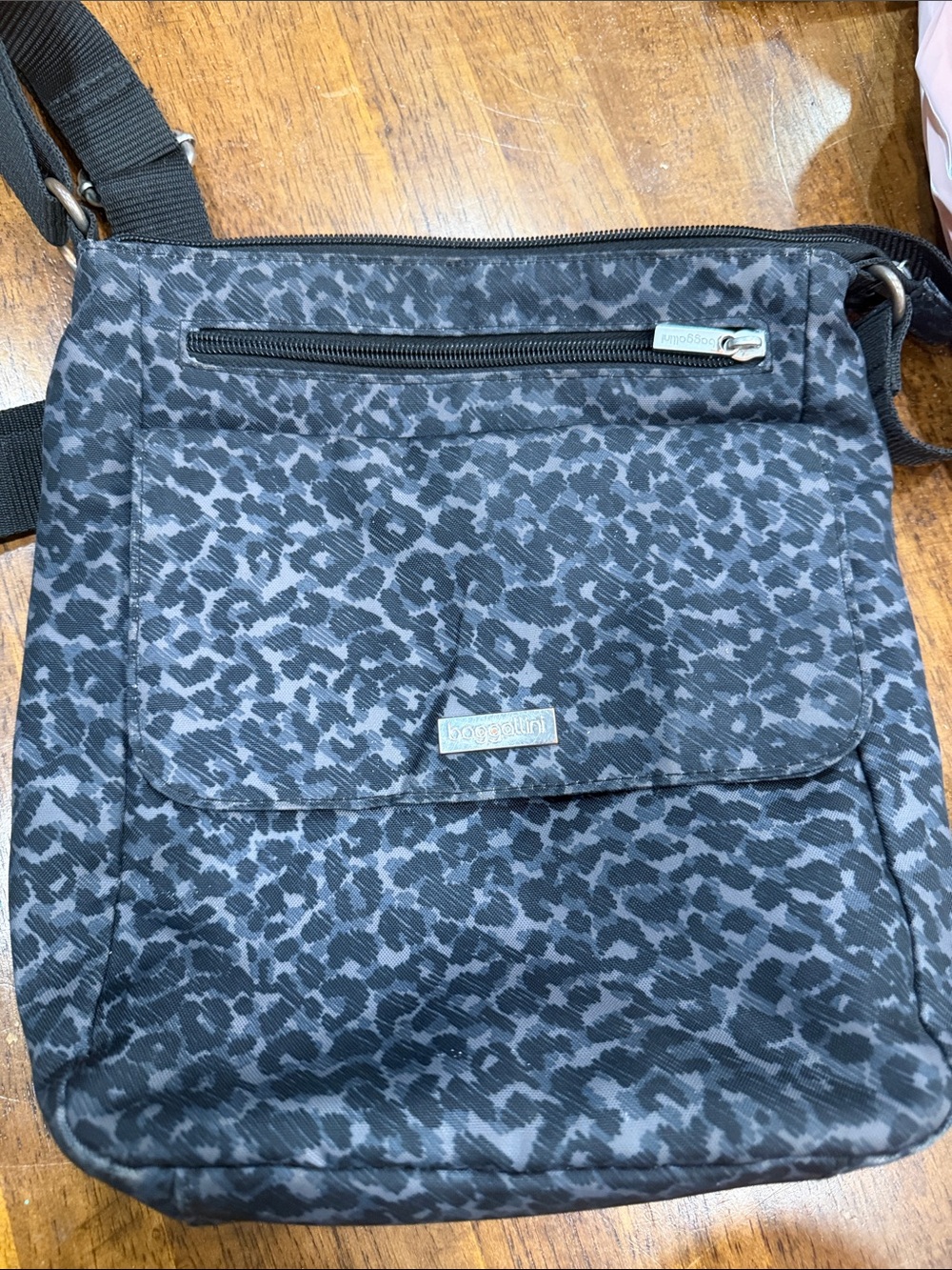 Baggallini Black and Gray Leopard-Print Crossbody Messenger